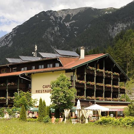 Geniesserhotel Alpin Gmbh アーヘンキルヒ エクステリア 写真