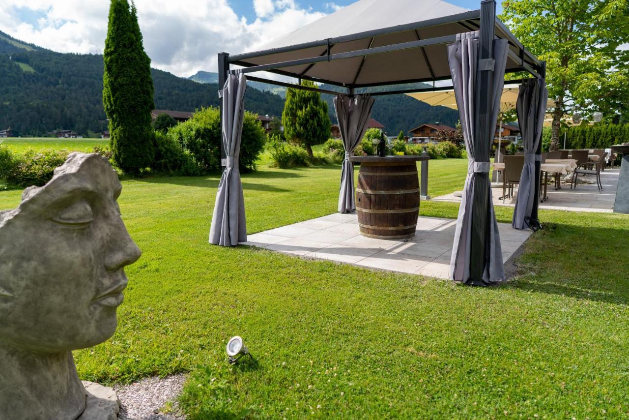 Geniesserhotel Alpin Gmbh アーヘンキルヒ エクステリア 写真