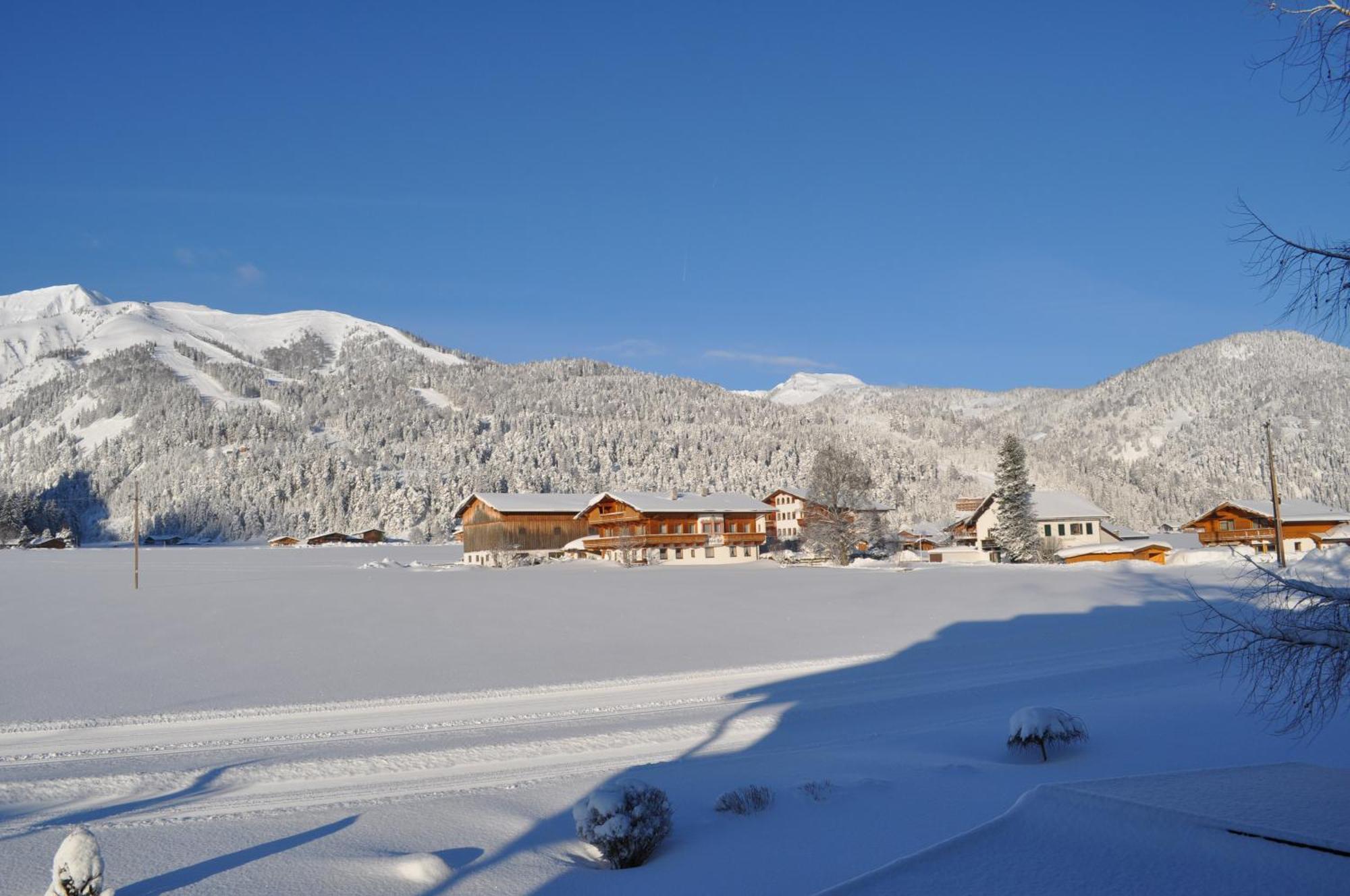 Geniesserhotel Alpin Gmbh アーヘンキルヒ エクステリア 写真