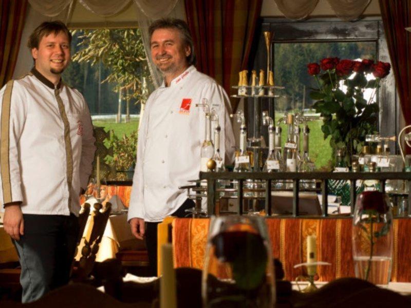 Geniesserhotel Alpin Gmbh アーヘンキルヒ エクステリア 写真