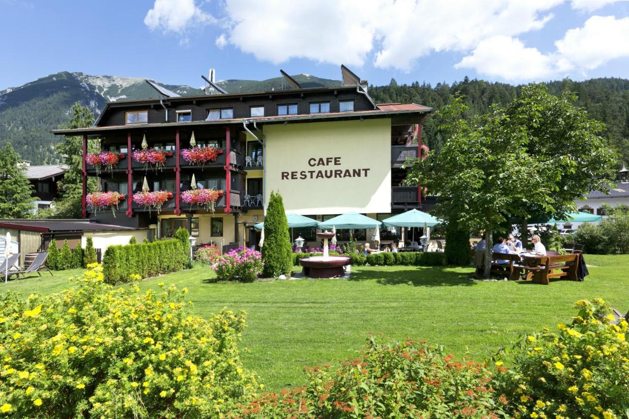 Geniesserhotel Alpin Gmbh アーヘンキルヒ エクステリア 写真